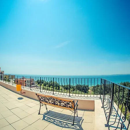 Sea Club Complex アパート