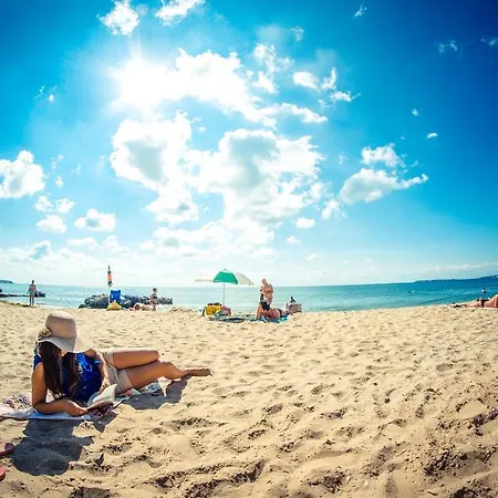 Sea Club Complex アパート